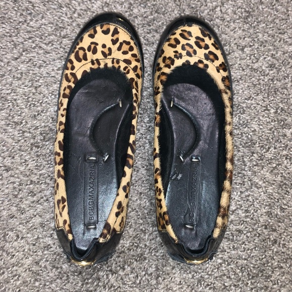 BCBGMaxAzria Shoes - BCBGMaxAzria Pony hair brown and black cheetah black patent leather flats 5.5